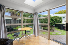 Sunny, quiet, 2-bedroom unit in fabulous location!